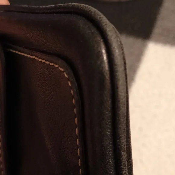 Coach - Picture 10 of 10